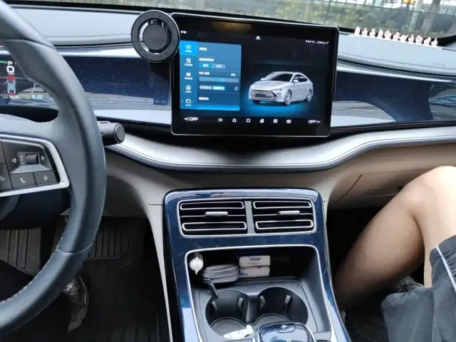 BYD Qin PLUS — Фото автомобиля 14