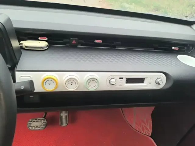 Wuling Motors Hongguang MINIEV 2022 GAMEBOY 200km Play Edition LFP — Фото автомобиля 12