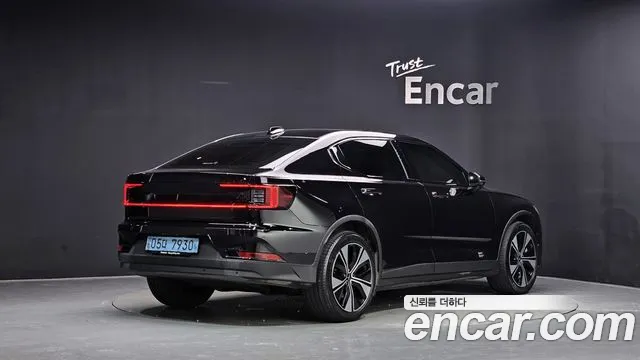 Polestar Polestar 2 — Фото автомобиля 2