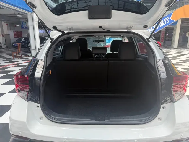Toyota YARiS L Zhi Xuan — Фото автомобиля 8