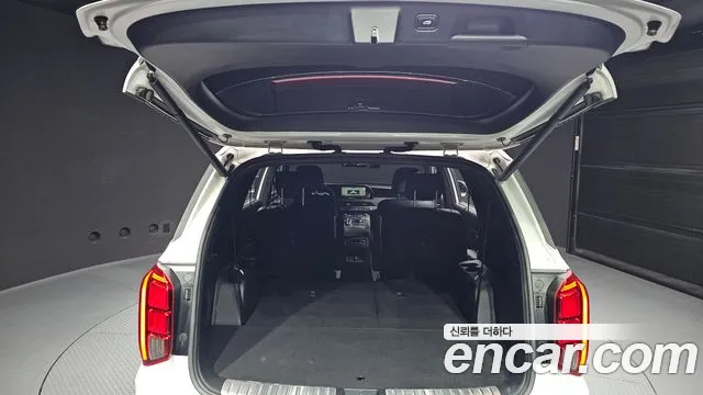 Hyundai Palisade Palisade Дизель 2.2 2WD — Фото автомобиля 15