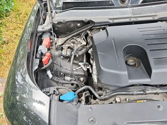 Land Rover Defender — Фото автомобиля 18