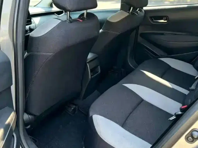 Toyota Corolla — Фото автомобиля 6