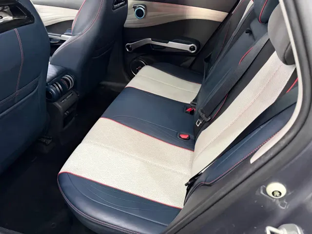 BYD Yuan PLUS — Фото автомобиля 14
