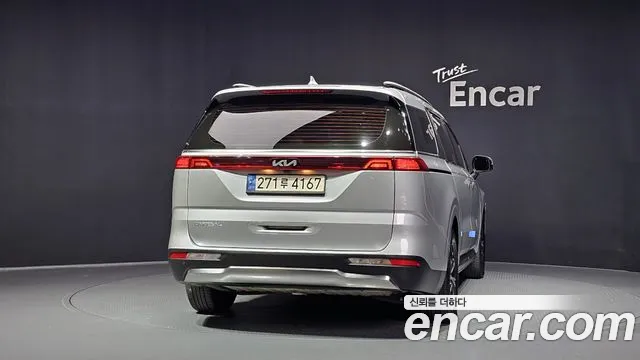 Kia Carnival 4th Gen — Фото автомобиля 4