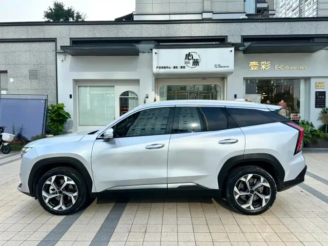 Geely Boyue L — Фото автомобиля 7