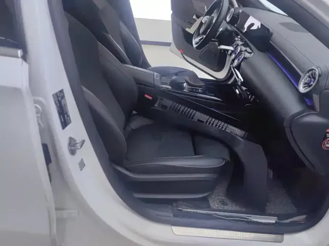 Mercedes-Benz A-Class — Фото автомобиля 8