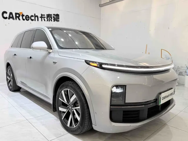 Li Auto Li L8 2023 Pro — Фото автомобиля 3