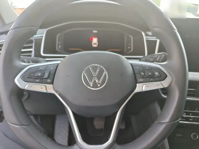 Volkswagen Tiguan L — Фото автомобиля 10