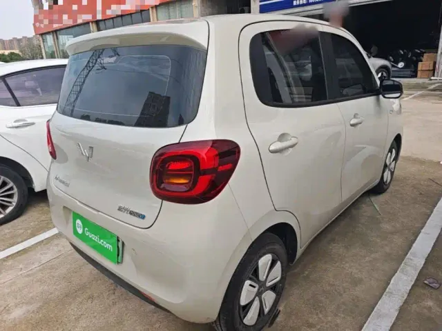 Wuling Hongguang Mini EV — Фото автомобиля 6
