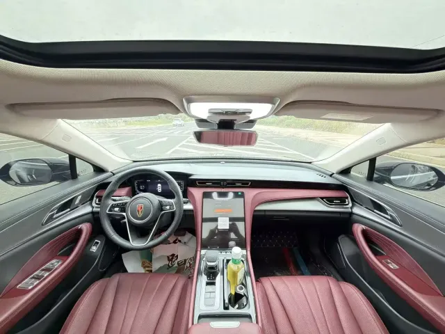 Hongqi Hongqi H5 2025 1.5T DCT Flag Rhythm 500,000 Units Memorial Edition — Фото автомобиля 7