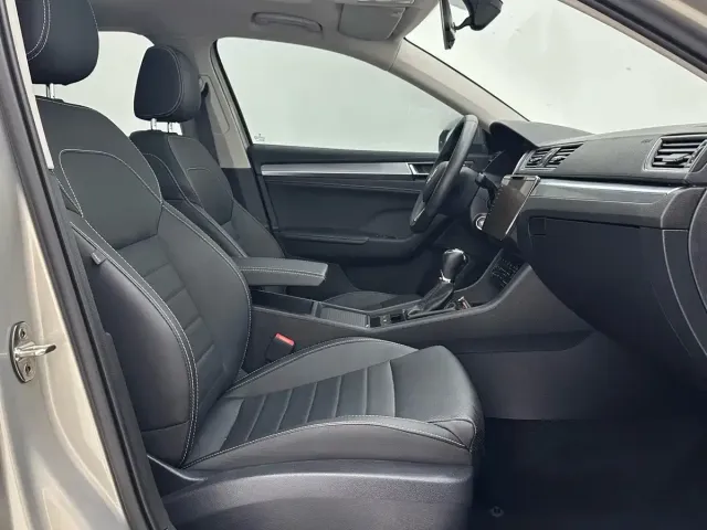 Škoda Superb 2022 TSI280 DSG Premium Edition — Фото автомобиля 9