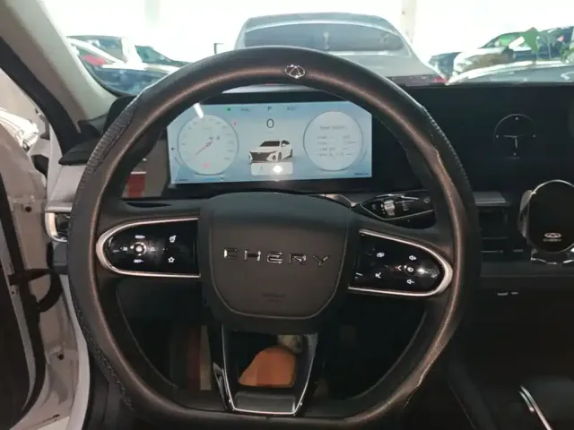 Chery Arrizo 8 — Фото автомобиля 10