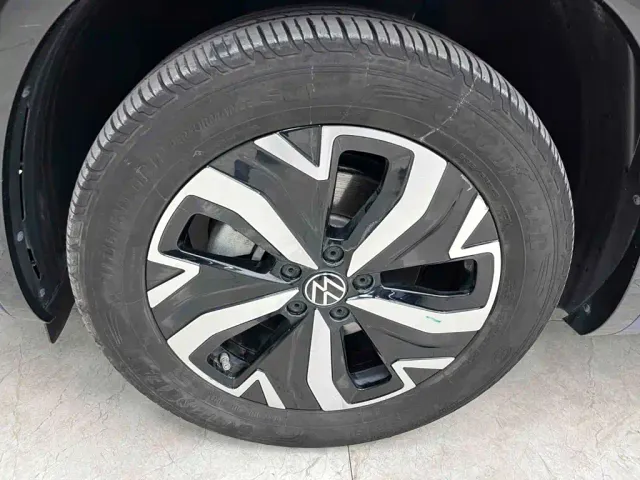 Volkswagen Tayron GTE Plug-in Hybrid — Фото автомобиля 26