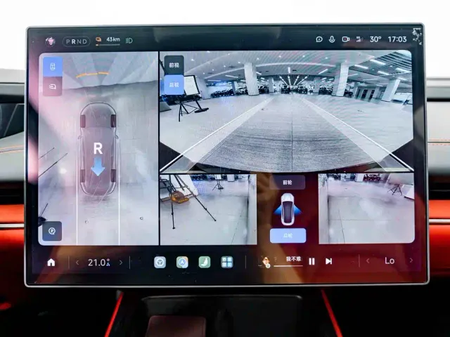 Xiaomi SU7 — Фото автомобиля 10