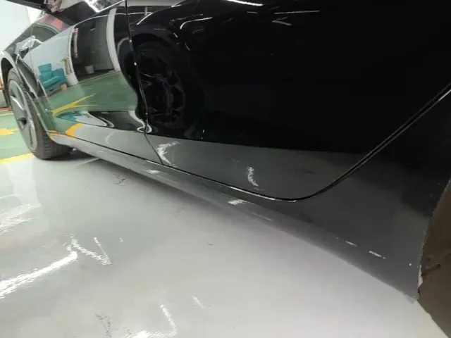 Tesla Model 3 — Фото автомобиля 21