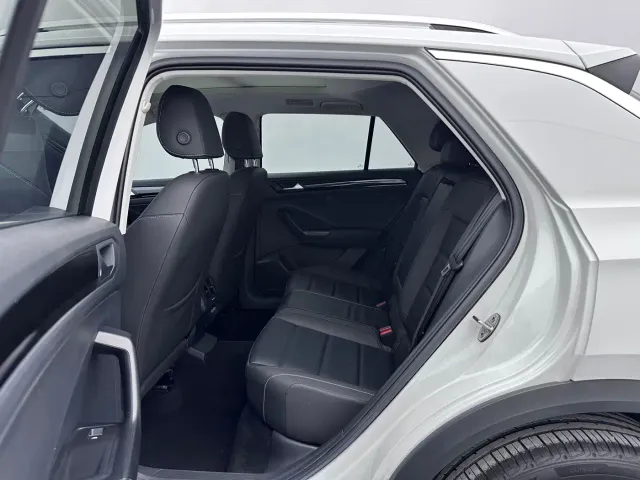Volkswagen T-Roc — Фото автомобиля 15