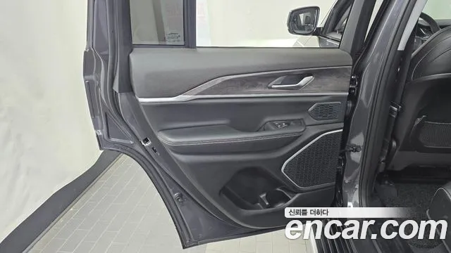 Jeep Cherokee WL — Фото автомобиля 25