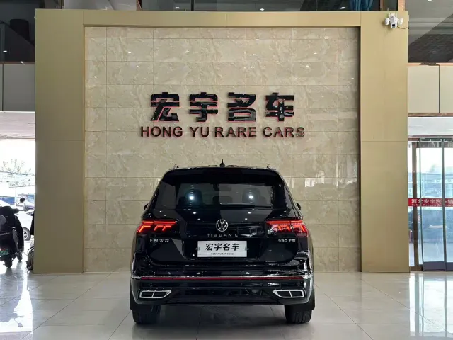 Volkswagen Tiguan L — Фото автомобиля 5