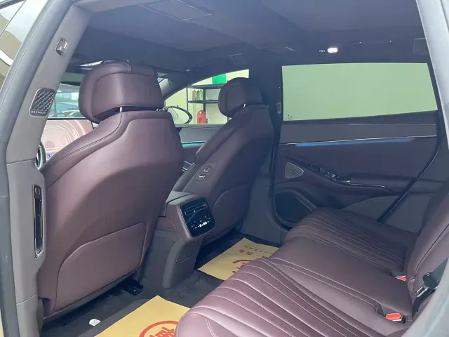 Denza Z9GT — Фото автомобиля 5