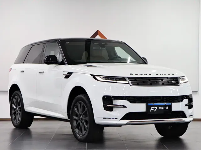 Land Rover Range Rover Sport — Фото автомобиля 3