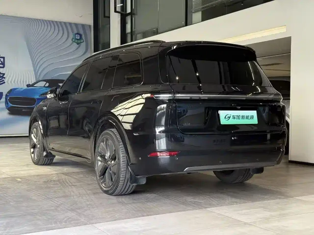 Li Auto L9 — Фото автомобиля 4