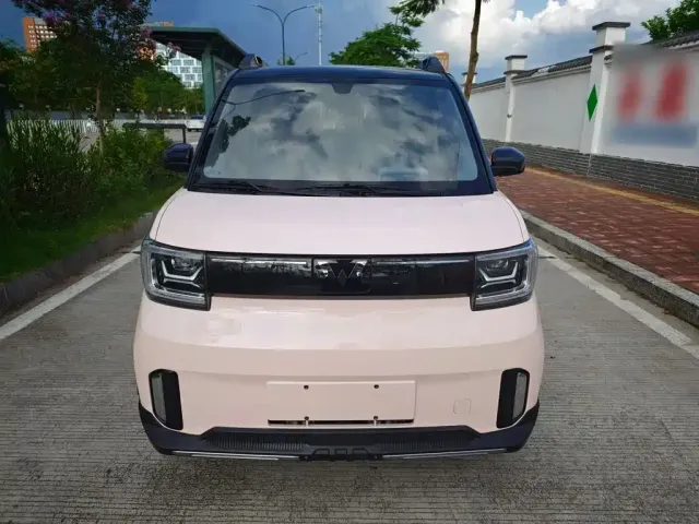 Wuling Hongguang Mini EV — Фото автомобиля 21