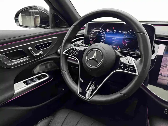 Mercedes-Benz E-Class — Фото автомобиля 10