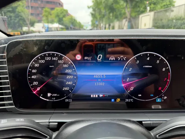 Mercedes-Benz GLE-Class — Фото автомобиля 15