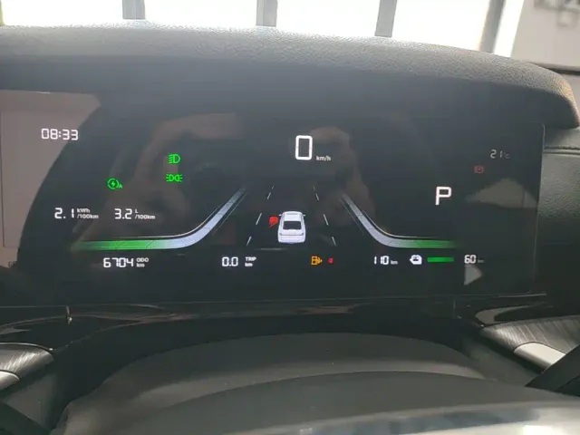 Geely Galaxy Stellar 6 — Фото автомобиля 11