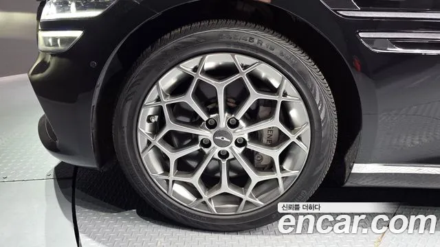 Genesis G80 Бензин 2.5 турбо 2WD — Фото автомобиля 5