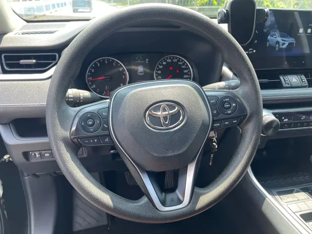 Toyota Wildlander — Фото автомобиля 21