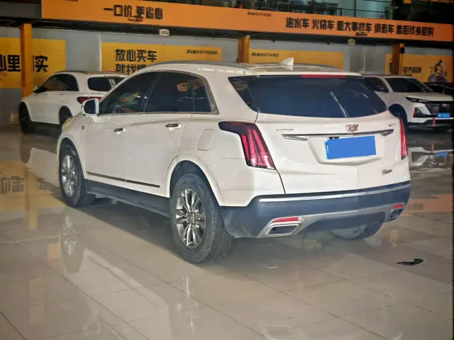 Cadillac XT5 — Фото автомобиля 8
