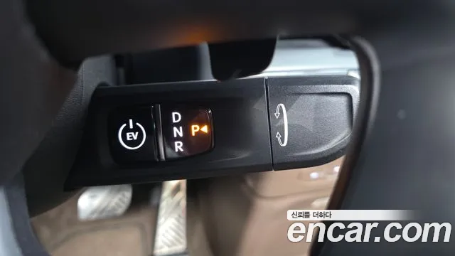 Kia EV9 — Фото автомобиля 12