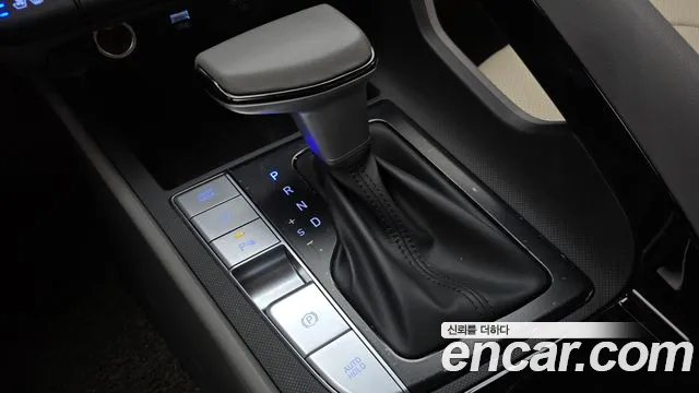 Hyundai Avante CN7 — Фото автомобиля 12