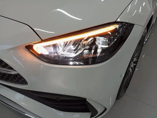 Mercedes-Benz C-Class — Фото автомобиля 23