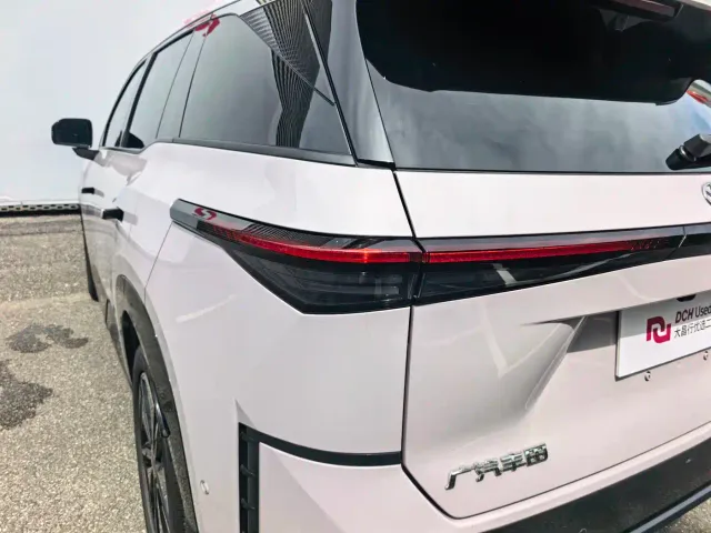 Toyota BoZhi 3X — Фото автомобиля 8