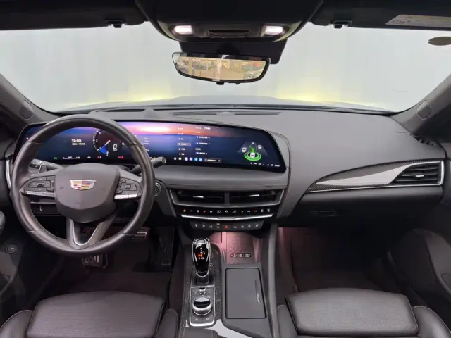 Cadillac CT5 — Фото автомобиля 9