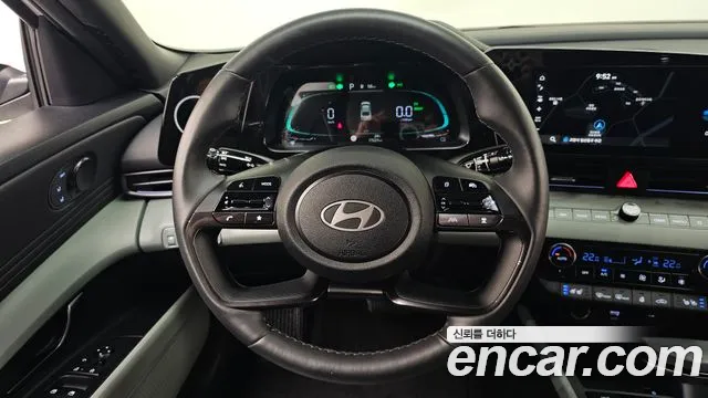 Hyundai Avante CN7 — Фото автомобиля 13