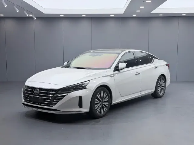 Фотография автомобиля — Nissan Teana