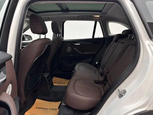 BMW X1 — Фото автомобиля 9