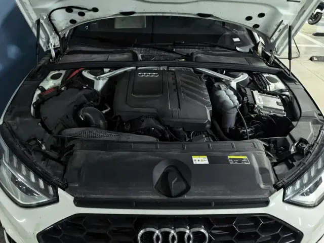 Audi A4L — Фото автомобиля 10