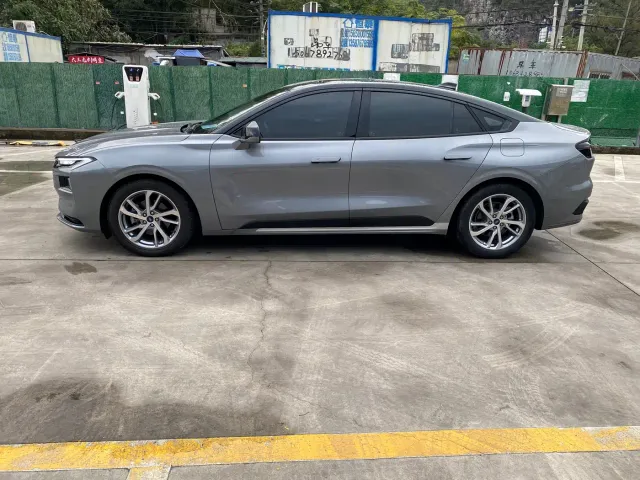 Ford Mondeo — Фото автомобиля 4
