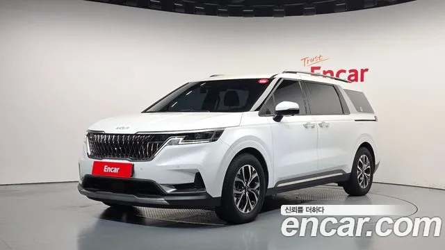 Фотография автомобиля — Kia Carnival Generation 4