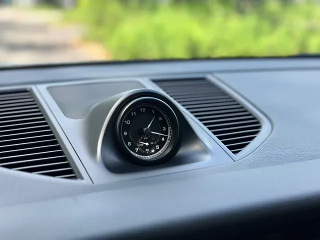 Porsche Macan — Фото автомобиля 20