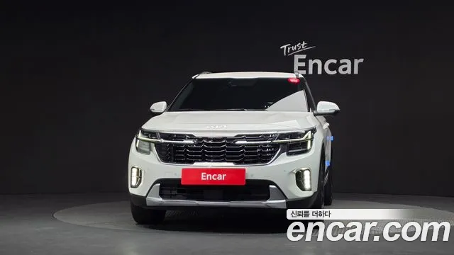 Kia Seltos — Фото автомобиля 3
