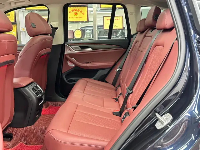 BMW X3 — Фото автомобиля 10