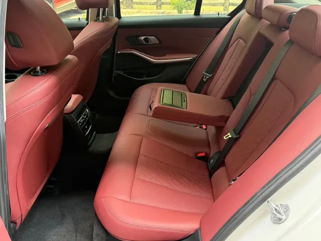 BMW 3 Series — Фото автомобиля 28