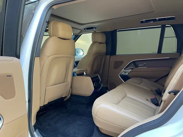 Land Rover Range Rover — Фото автомобиля 13