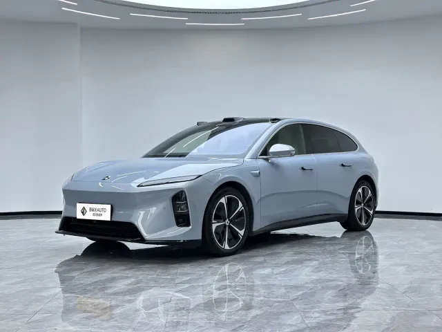 Фотография автомобиля — Nio ET5 Touring